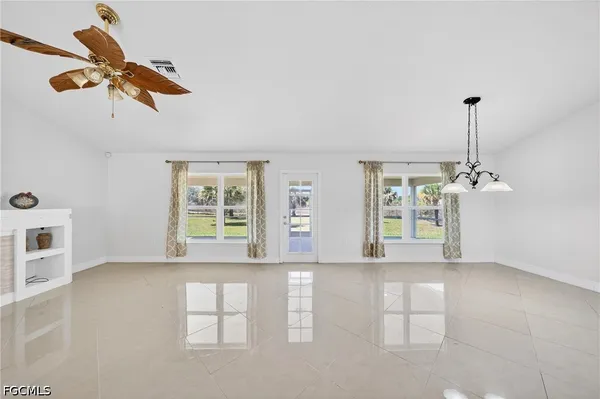 $485,000 | 533 Willowbrook Drive, Lehigh Acres, FL 33972