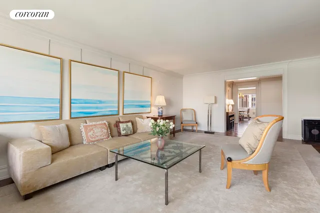 $3,395,000 | 10 East 70th Street, Unit 11A | Lenox Hill