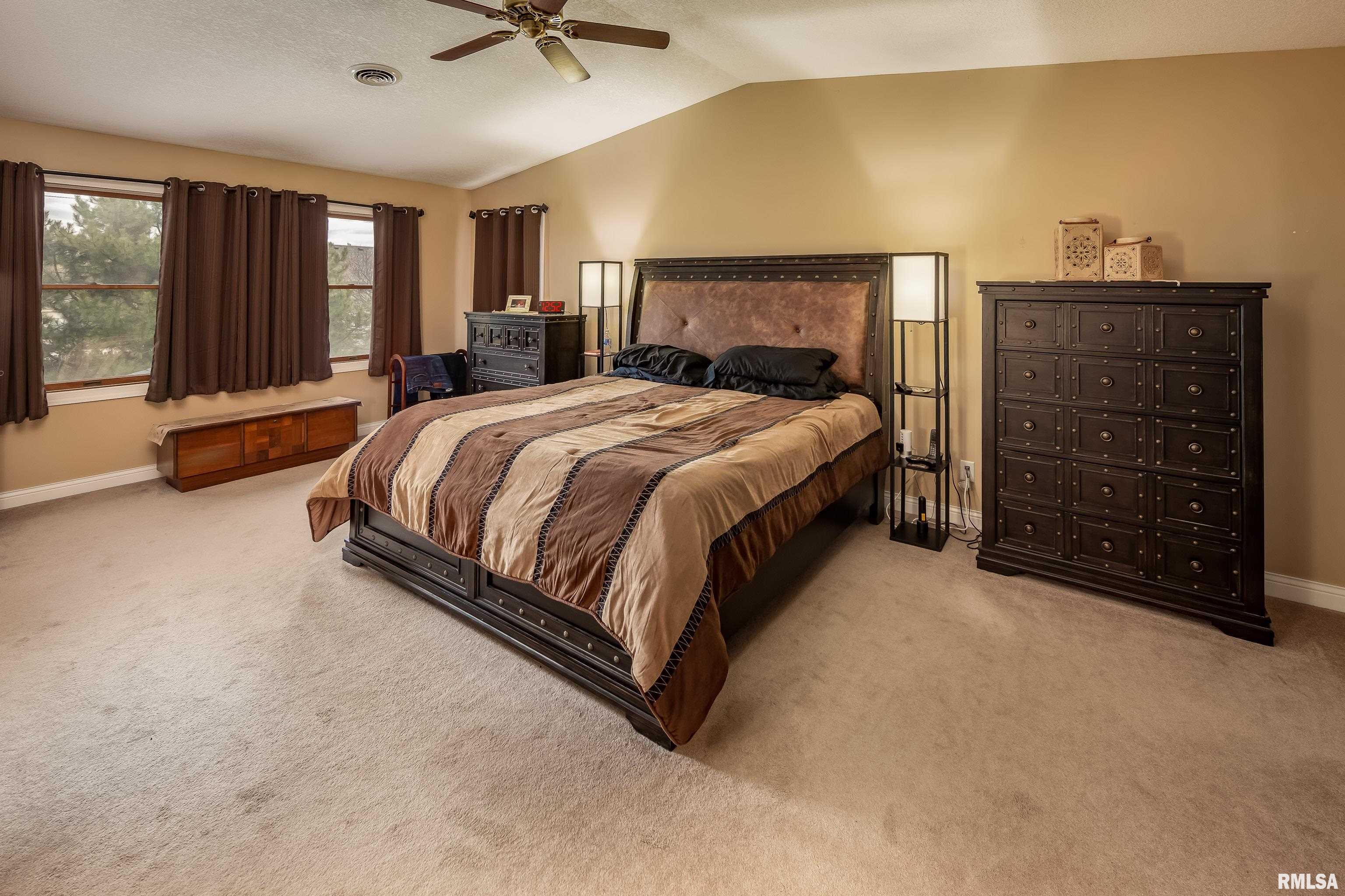 5071 Fox Ridge Road Bettendorf, IA 52722 - Photo 18 of 21 Gallery Image 18