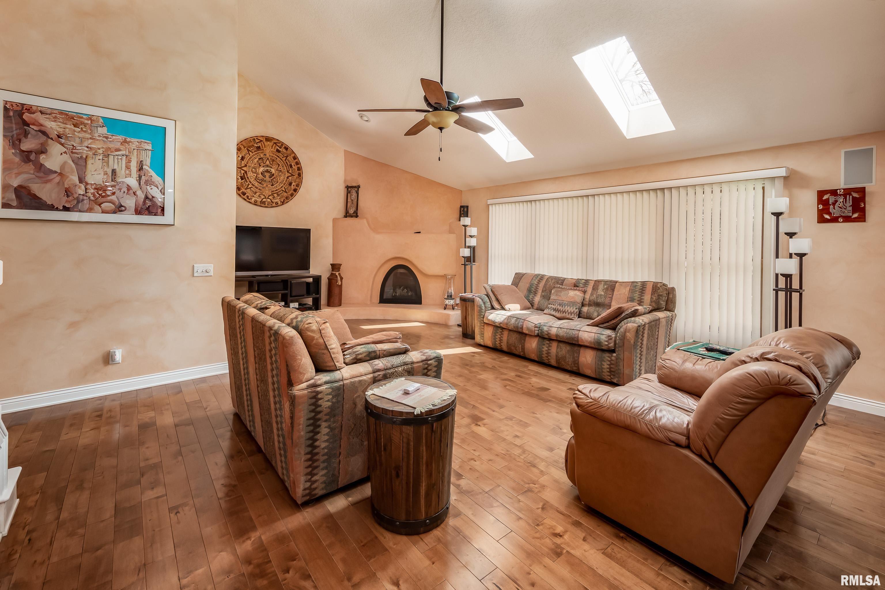 5071 Fox Ridge Road Bettendorf, IA 52722 - Photo 6 of 21 Gallery Image 6