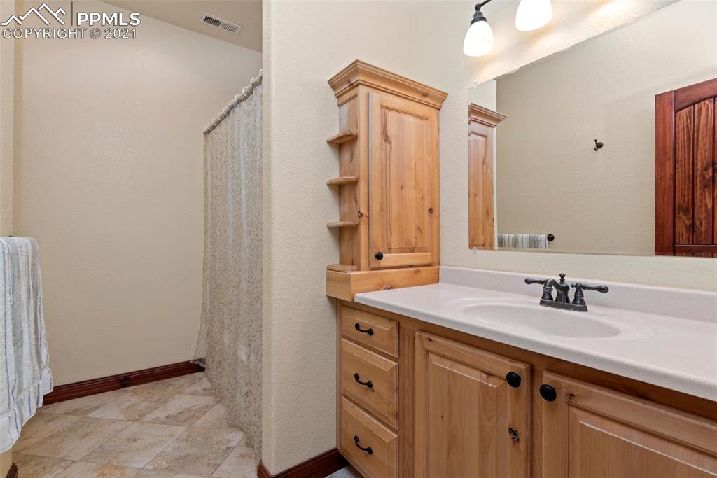 18525 Glenthorne Lane Monument, CO 80132 - Photo 38 of 50