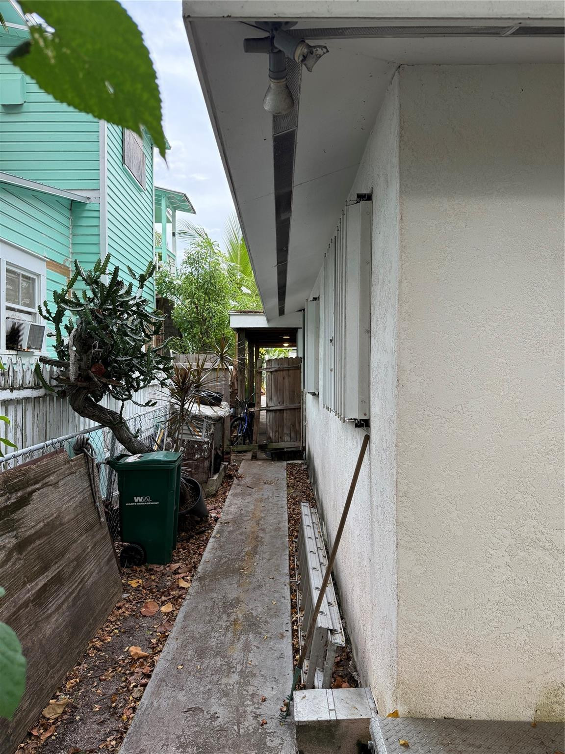 414 Virginia Street Key West, FL 33040 - Photo 5 of 30 Photo 6