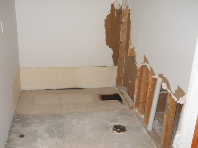 1019 West 69th Street Chicago, IL 60621 - Photo 17 of 17 a view of walk in closet