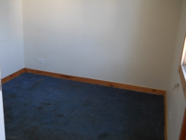 1019 West 69th Street Chicago, IL 60621 - Photo 10 of 17 a view of an empty room
