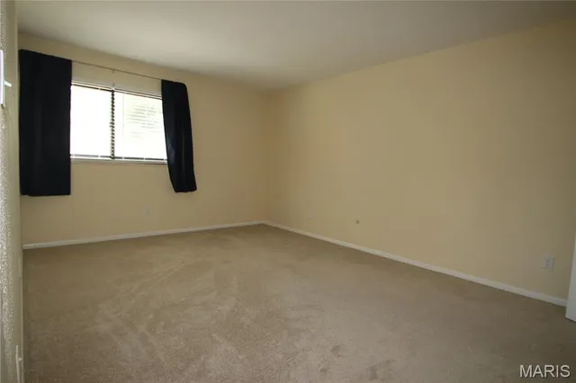 $89,900 | 1400 Heritage Landing, Unit 106, St. Charles, MO 63303