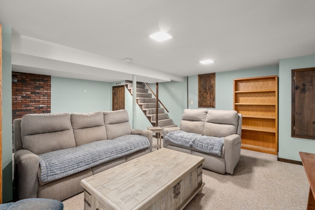 10 Hawthorne Road Kingston, MA 02364 - Photo 23 of 37 Gallery Image 23