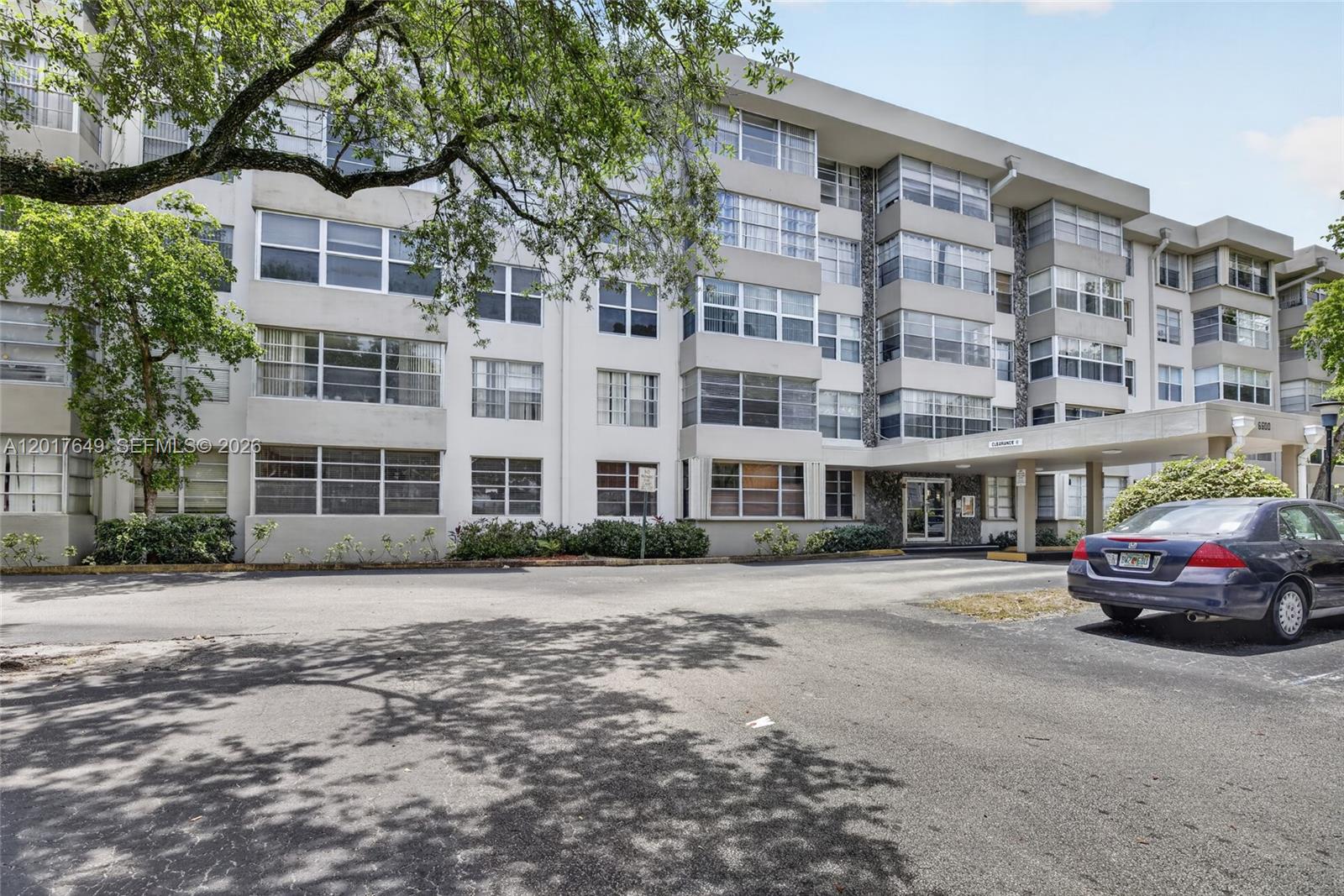 6600 Cypress Road, Unit 504 Plantation, FL 33317 - Photo 36 of 38