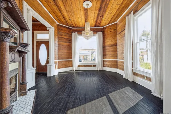 $425,000 | 417 Warren Street, San Antonio, TX 78212