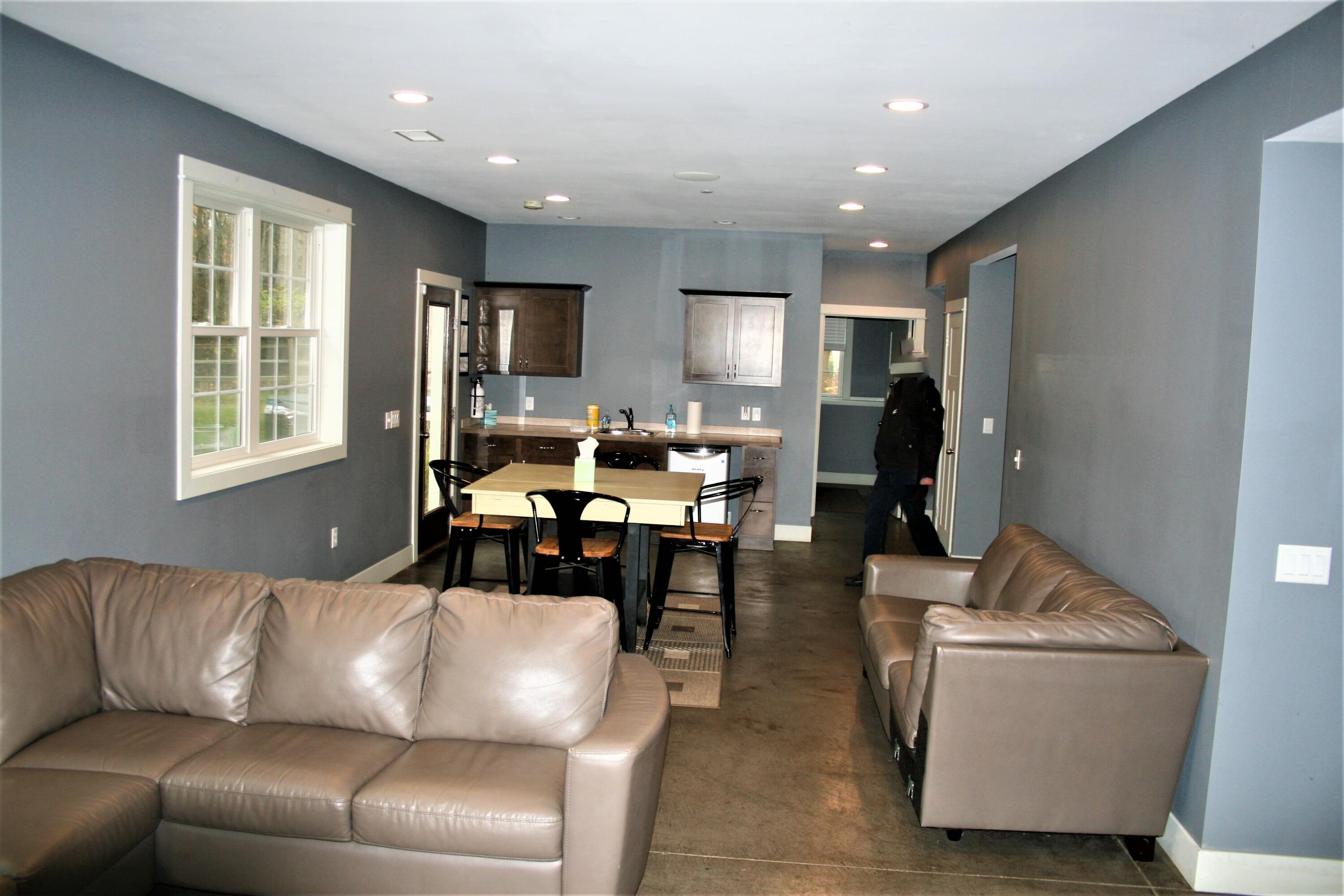 4131 Beeline Road Holland, MI 49423 - Photo 20 of 55 IMG_8026