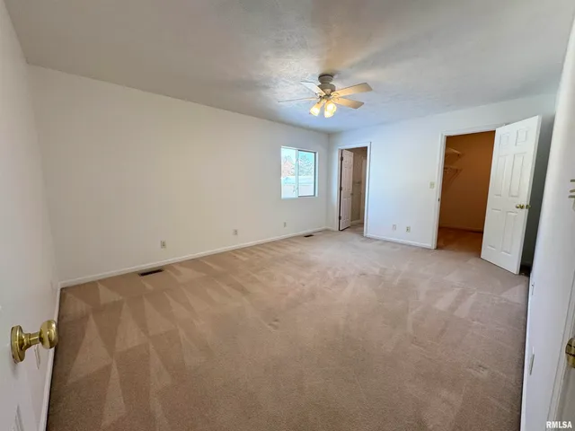 $300,000 | 1200 Grand Avenue, Macomb, IL 61455