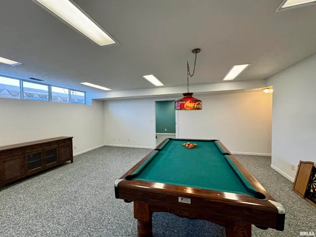 $300,000 | 1200 Grand Avenue, Macomb, IL 61455