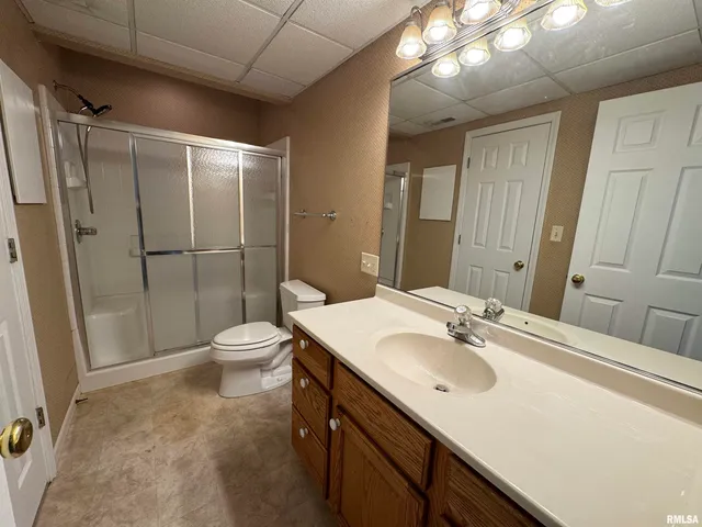 $300,000 | 1200 Grand Avenue, Macomb, IL 61455