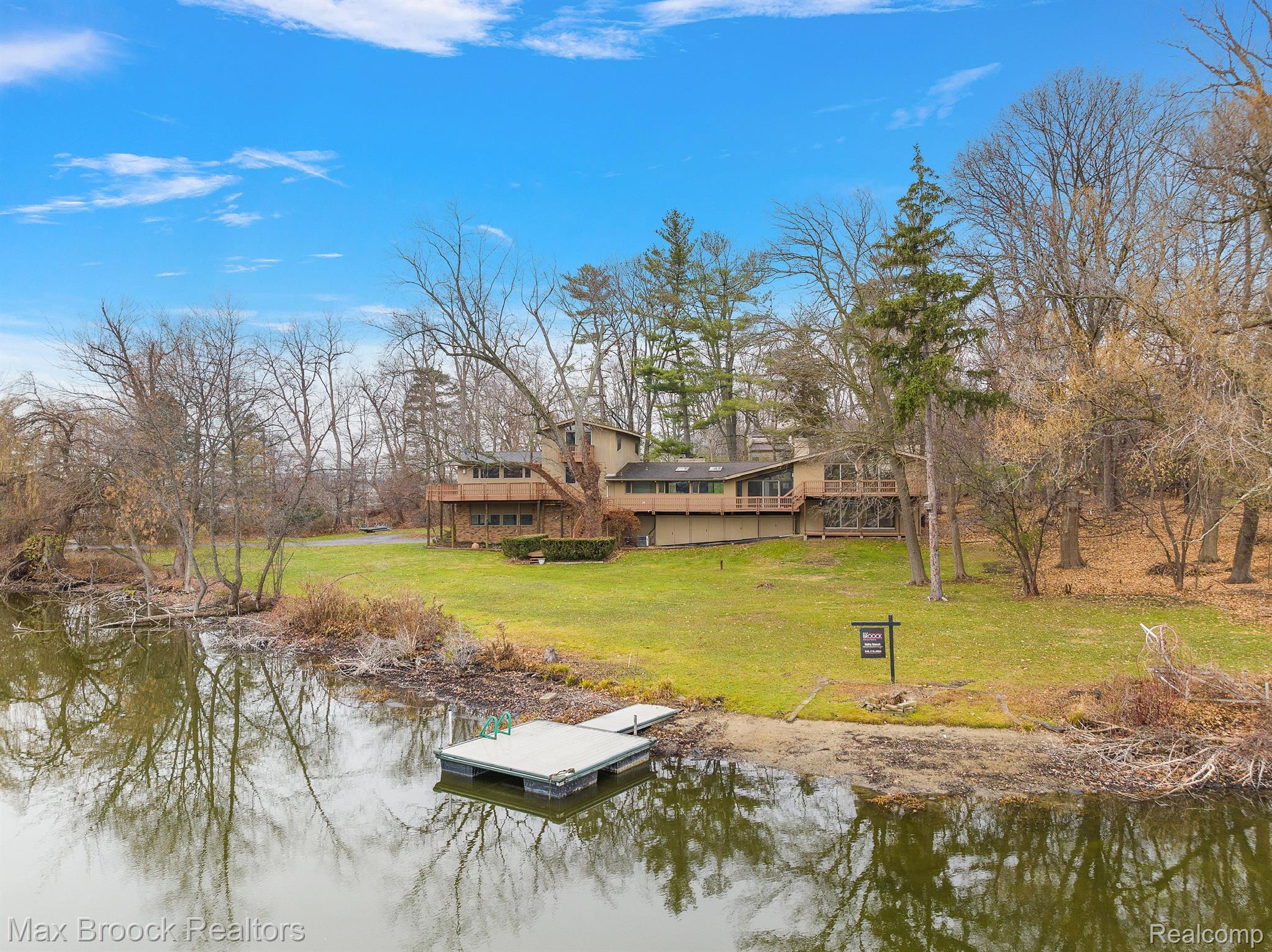 4480 Commerce Road West Bloomfield, MI 48324 - Photo 41 of 44 Gallery Image 41