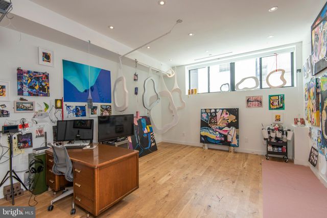 $1,200,000 | 926 Mountain Street, Philadelphia, PA 19148