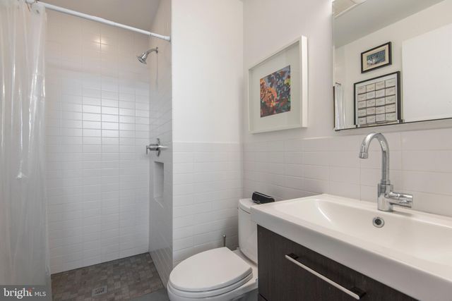 $1,200,000 | 926 Mountain Street, Philadelphia, PA 19148