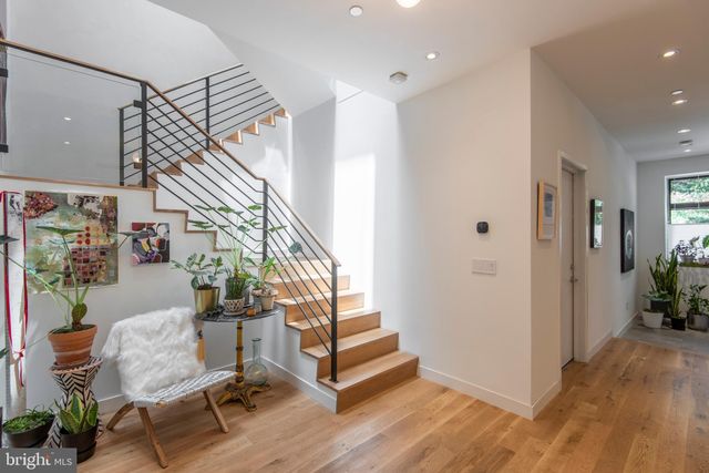 $1,200,000 | 926 Mountain Street, Philadelphia, PA 19148