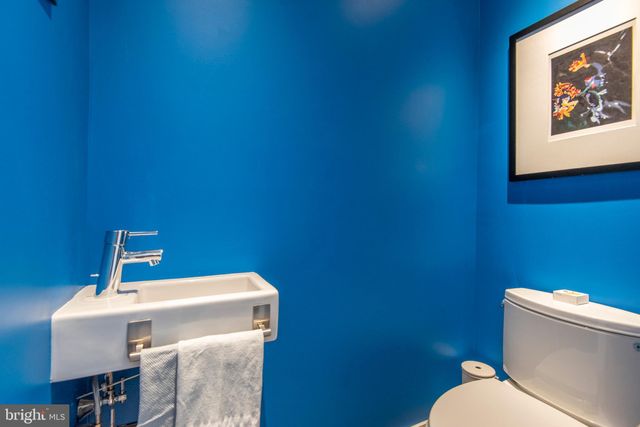 $1,200,000 | 926 Mountain Street, Philadelphia, PA 19148