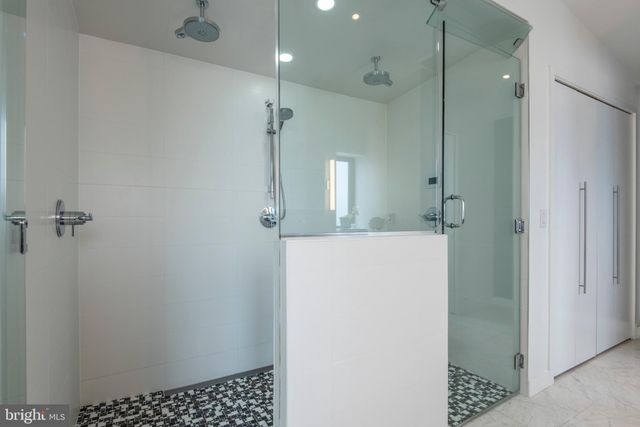 $1,200,000 | 926 Mountain Street, Philadelphia, PA 19148