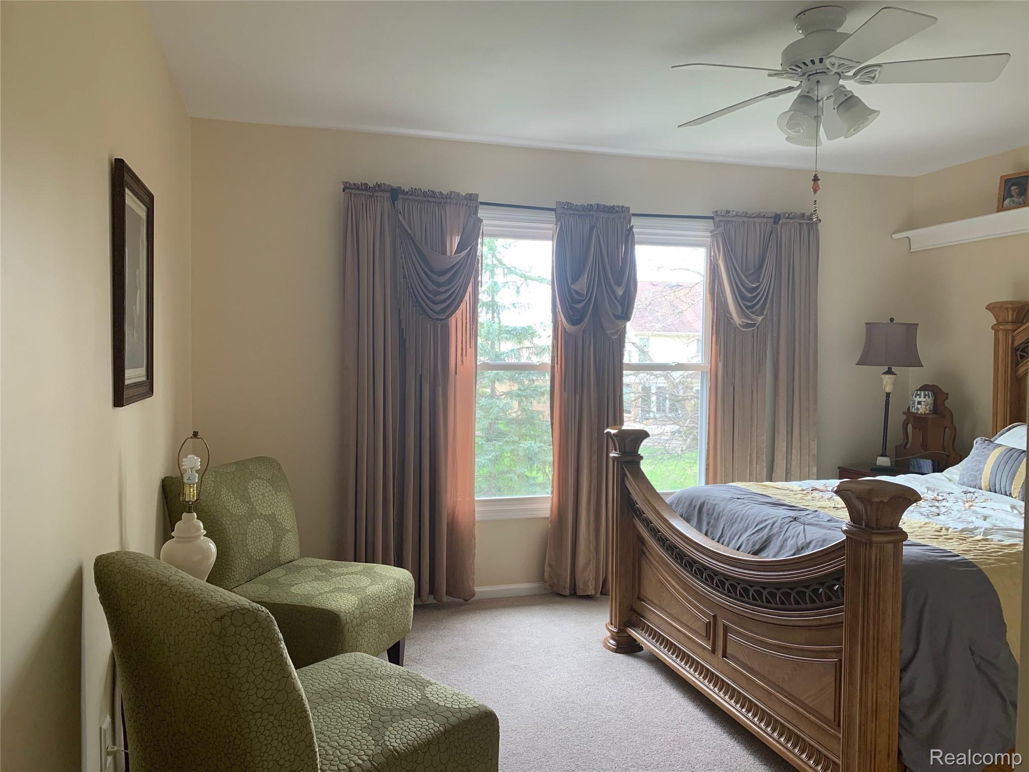 44820 Danbury Road Canton, MI 48188 - Photo 37 of 49 IMG_2213.jpeg