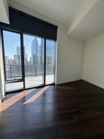 $6,752 | 350 North Canal Street, Unit 3304, Chicago, IL 60654
