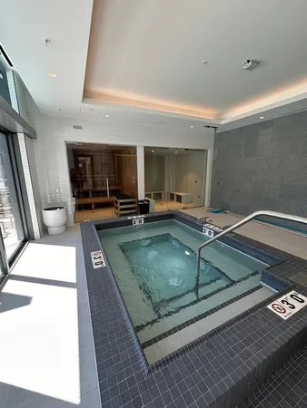 $6,752 | 350 North Canal Street, Unit 3304, Chicago, IL 60654