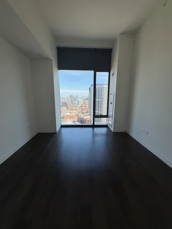 $6,752 | 350 North Canal Street, Unit 3304, Chicago, IL 60654