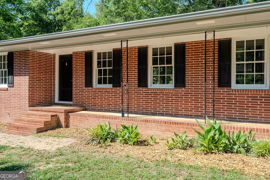 765 Glenn Carrie Road Hull, GA 30646 - Photo 2 of 27