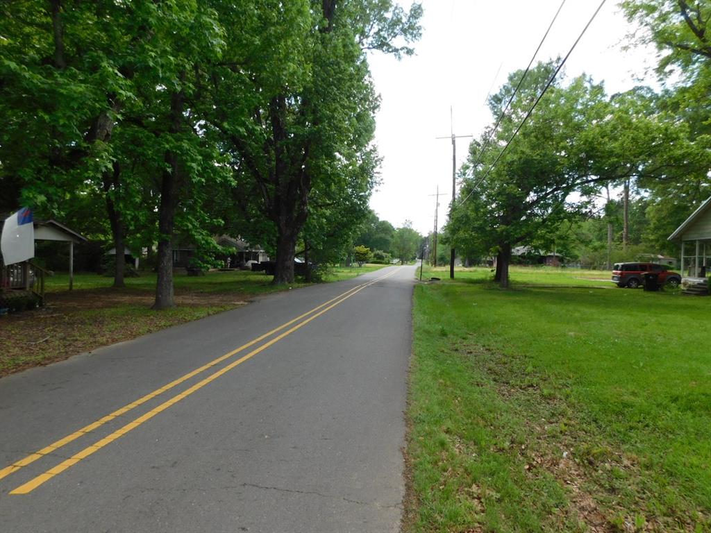 810 Baker Street Springhill, LA 71075 - Photo 3 of 5 a view of a park with large trees