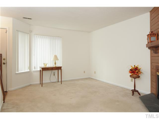 5856 Shady Grove Circle Raleigh, NC 27609 - Photo 3 of 14 Den/Family/Great Room