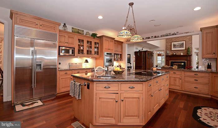 2873 Troyer Road White Hall, MD 21161 - Photo 5 of 25 Kitchen