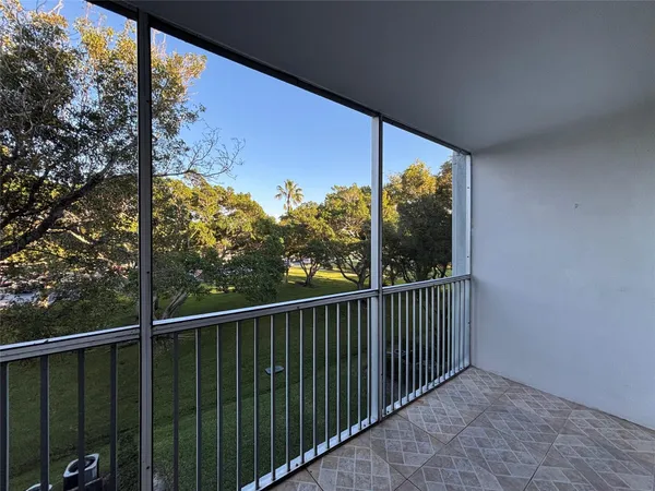 $1,500 | 1401 Southwest 135th Terrace, Pembroke Pines, FL 33027