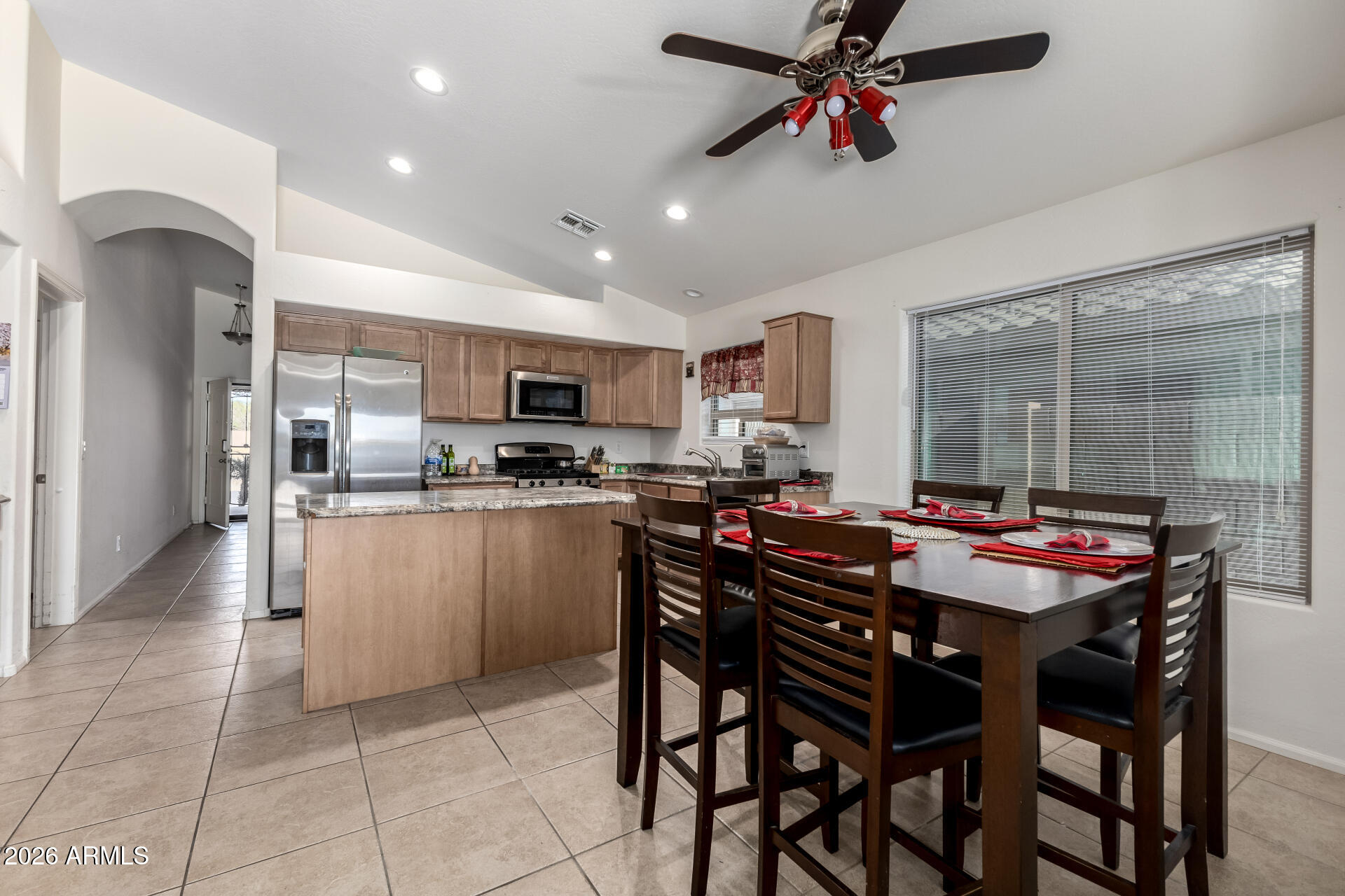 20790 North Lauren Road Maricopa, AZ 85138 - Photo 6 of 25 10 Lauren