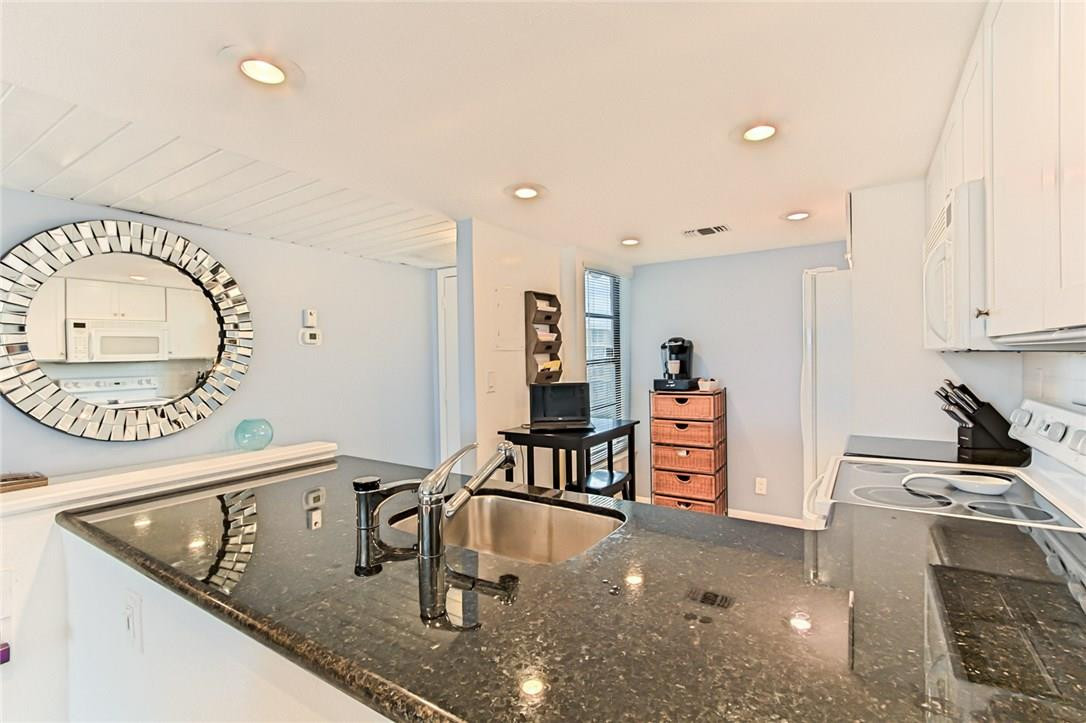 6 Royal Palm Way, Unit 507 Boca Raton, FL 33432 - Photo 11 of 24 Photo 11