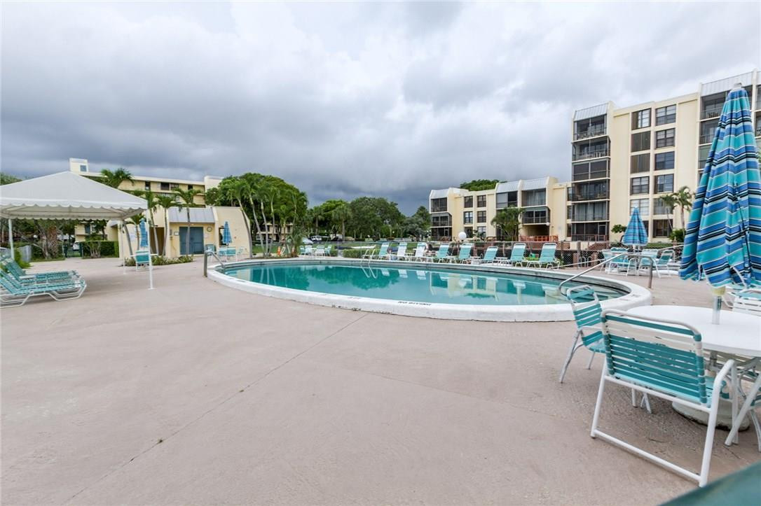 6 Royal Palm Way, Unit 507 Boca Raton, FL 33432 - Photo 18 of 24 Photo 18