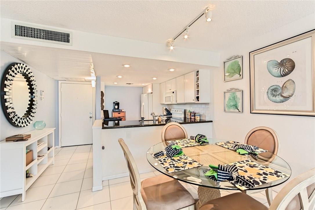 6 Royal Palm Way, Unit 507 Boca Raton, FL 33432 - Photo 8 of 24 Photo 8