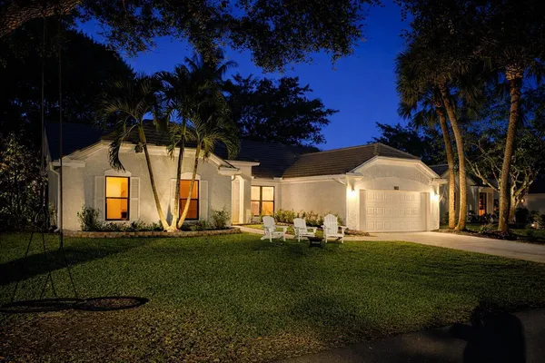 $889,500 | 1710 Park Tree Place, Delray Beach, FL 33445