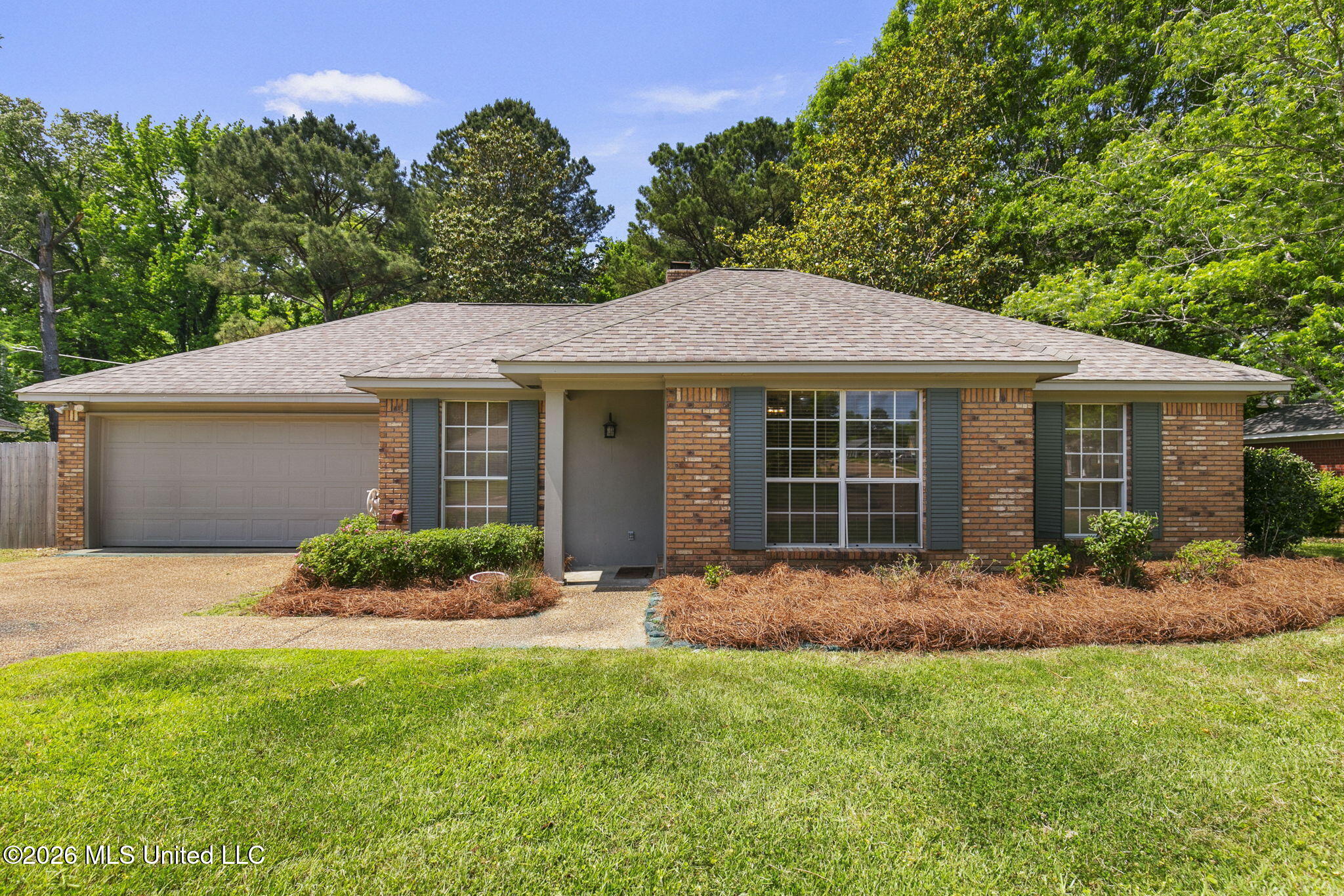 2-web-or-mls-197 Azalea Cir-2