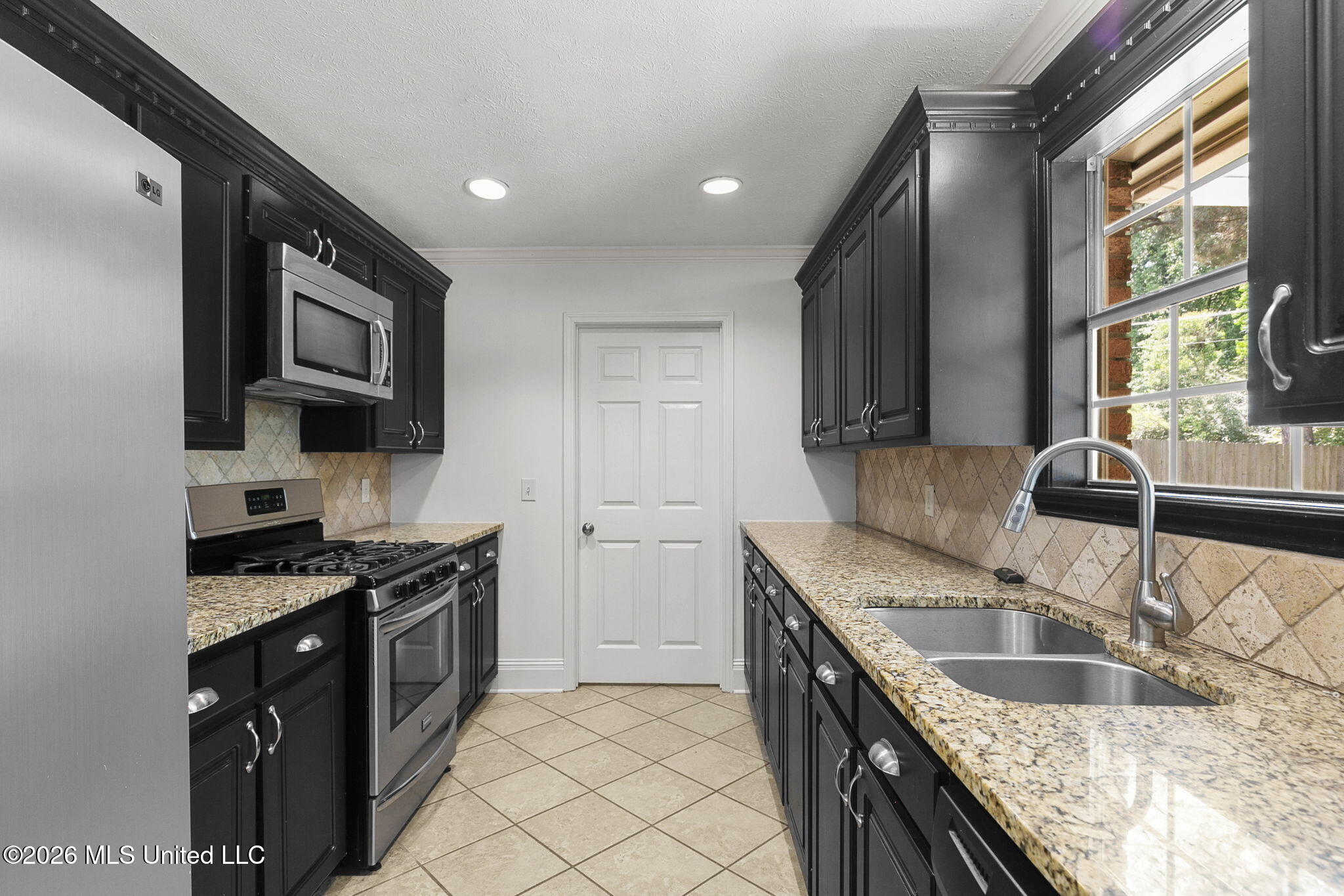 197 Azalea Circle Madison, MS 39110 - Photo 11 of 42 17-web-or-mls-197 Azalea Cir-17