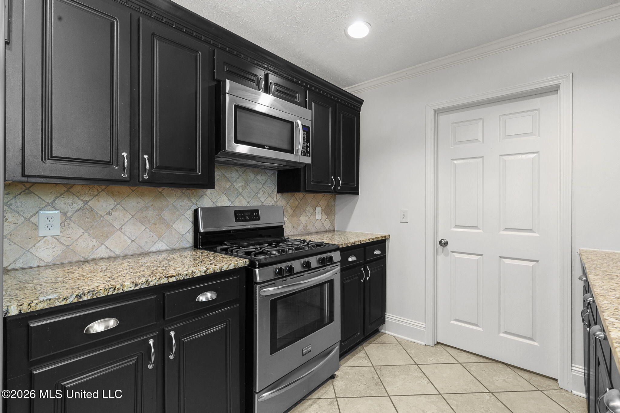 197 Azalea Circle Madison, MS 39110 - Photo 8 of 42 18-web-or-mls-197 Azalea Cir-18
