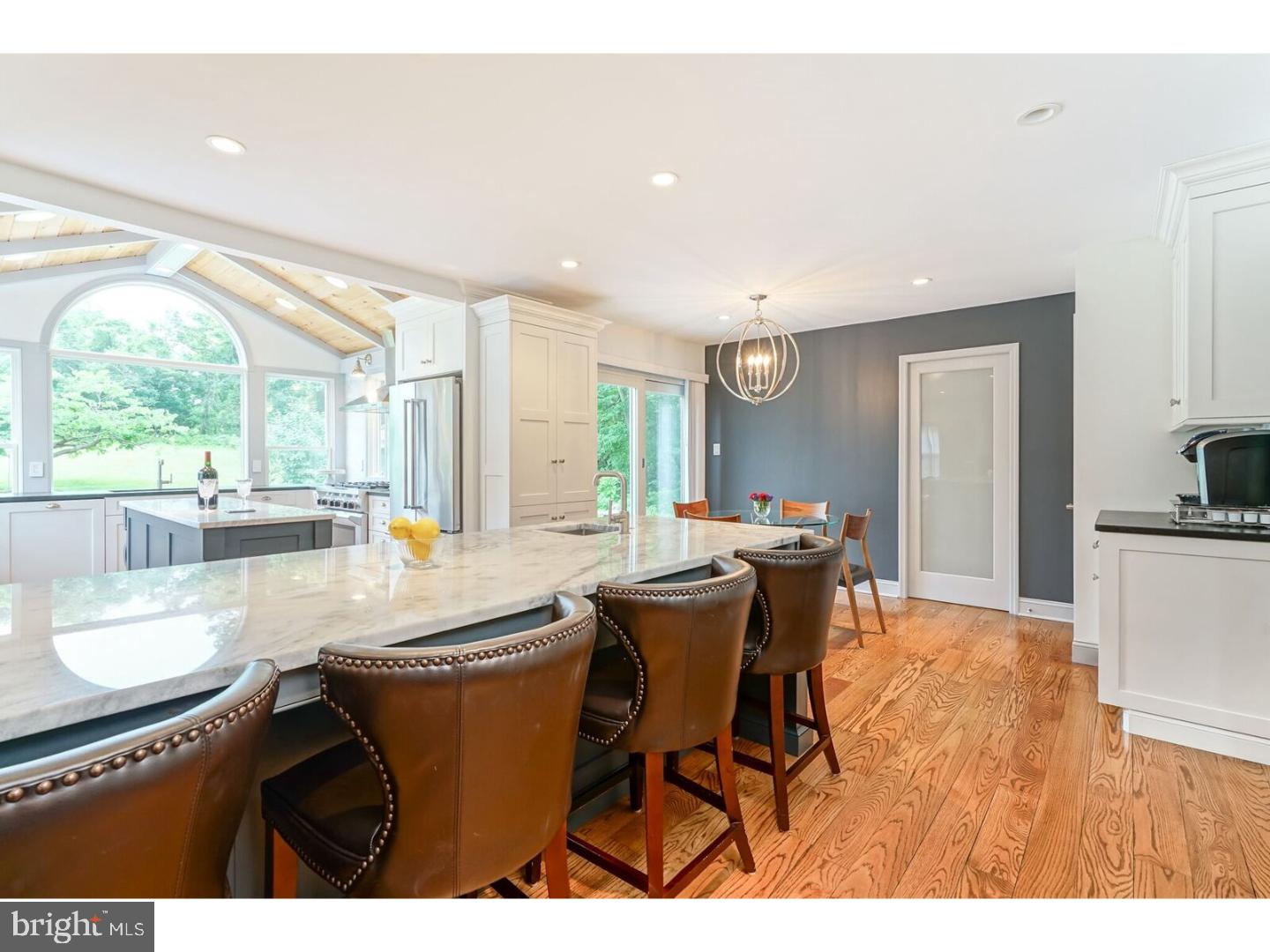 85 Brownsburg Road Newtown, PA 18940 - Photo 5 of 25 a dining hall with a large window