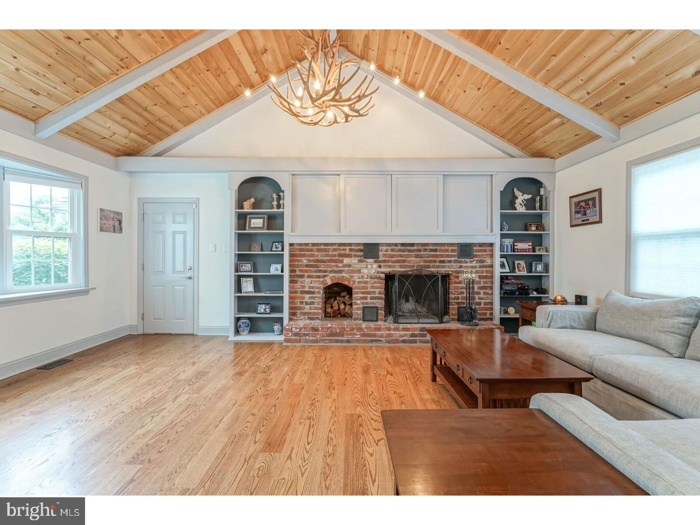 85 Brownsburg Road Newtown, PA 18940 - Photo 9 of 25 a living room with furniture and a fireplace