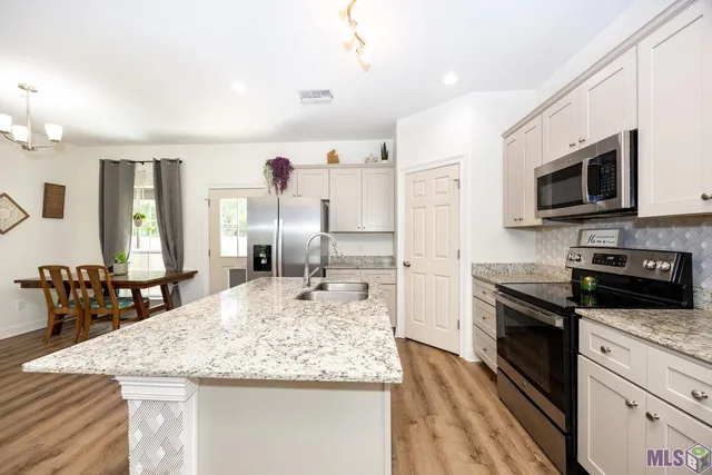 $225,000 | 1648 Mary Evers Drive, Baton Rouge, LA 70810