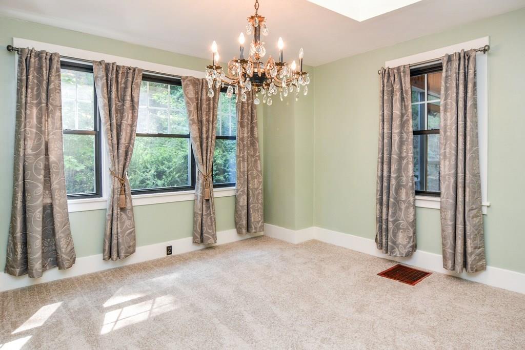 104 Deimling Road Pittsburgh, PA 15229 - Photo 6 of 25 Gallery Image 6