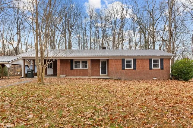 $257,500 | 3507 Midway Acres Road, Asheboro, NC 27205