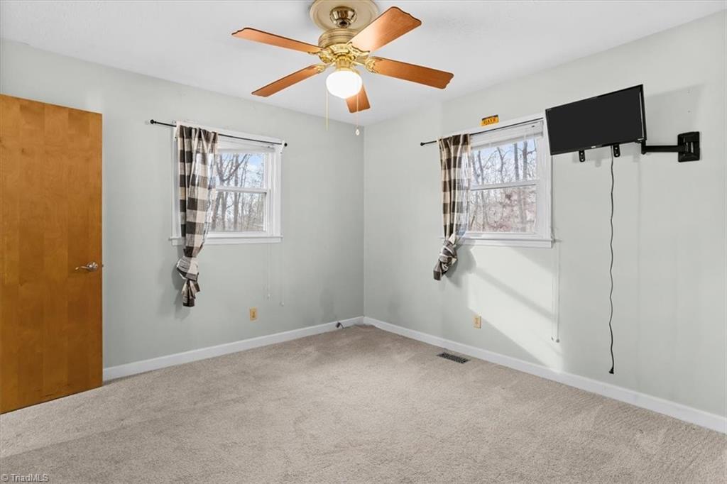 3507 Midway Acres Road Asheboro, NC 27205 - Photo 11 of 21