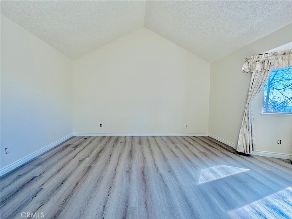 10983 Boulder Canyon Road Rancho Cucamonga, CA 91737 - Photo 18 of 41 Master Bedroom with Vaulted Ceiling and En-suite