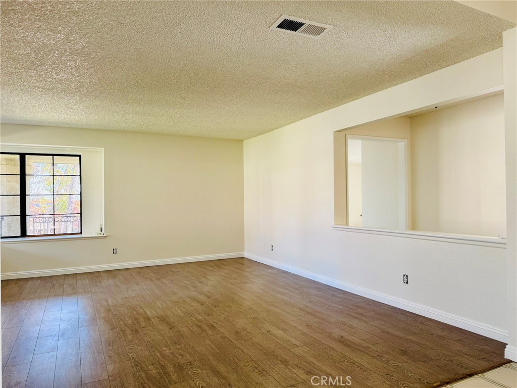 10983 Boulder Canyon Road Rancho Cucamonga, CA 91737 - Photo 6 of 41 Living Room