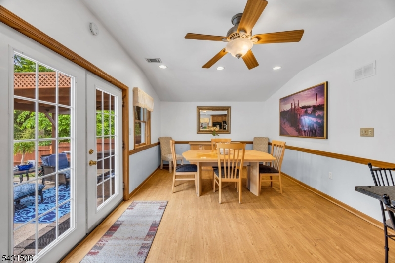1038 Centre Street Raritan, NJ 08869 - Photo 10 of 30