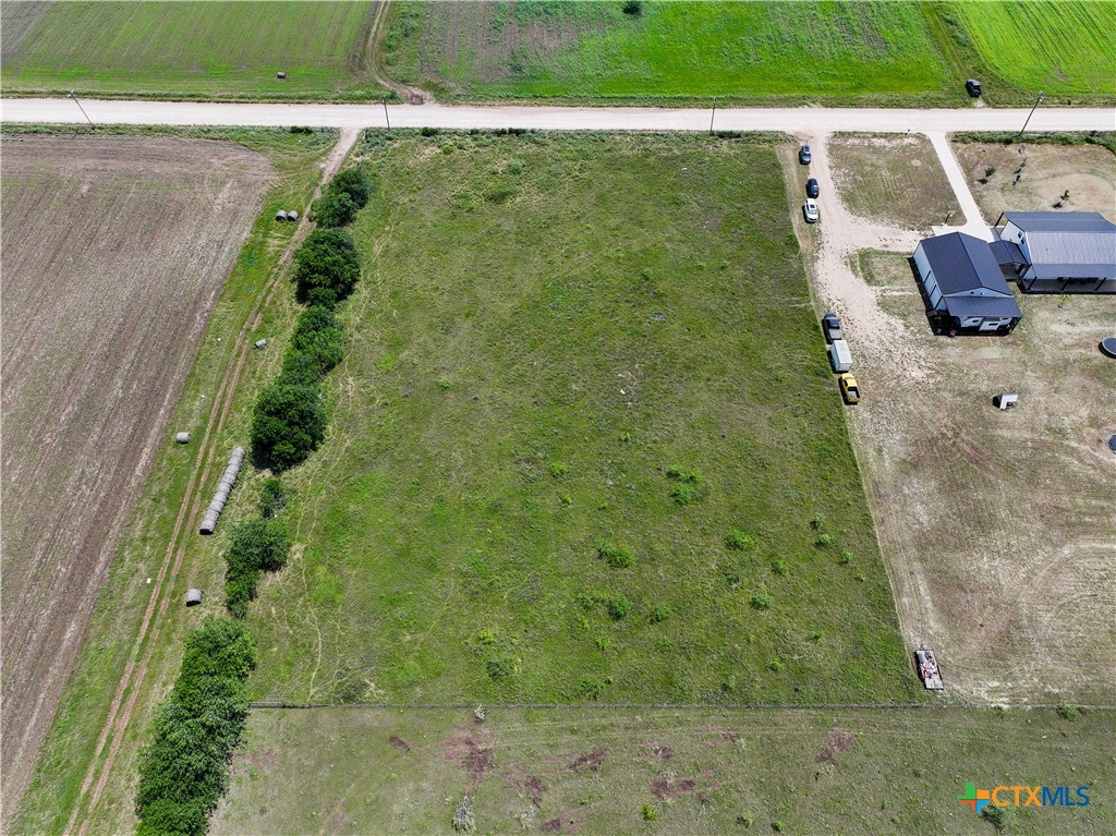 1432 Dos Hermanas Road Salado, TX 76571 - Photo 4 of 14 a view of a garden