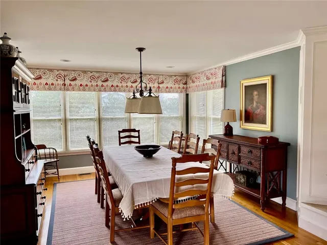 $10,000 | 611 Wolcott Avenue, Middletown, RI 02842